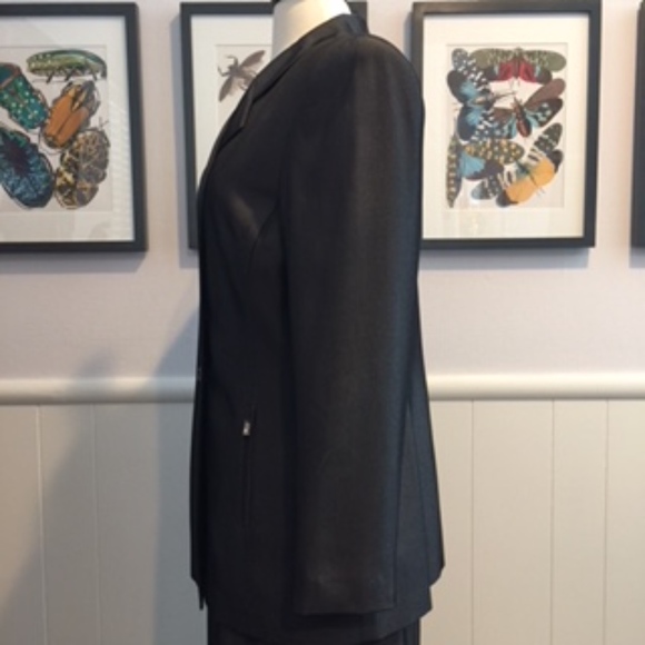 Le Suit Petite 2-Piece Suit - Picture 3 of 8